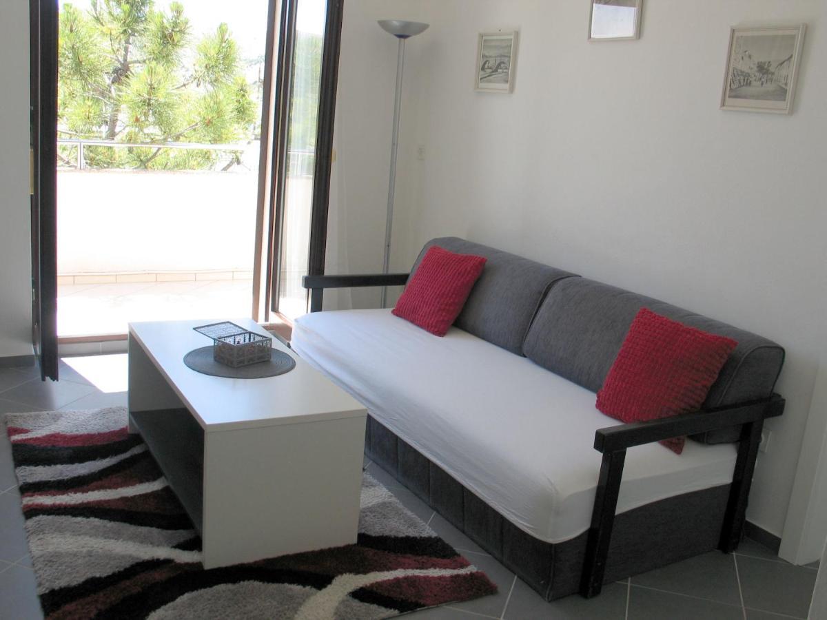 Apartmani Kunteja باغ المظهر الخارجي الصورة