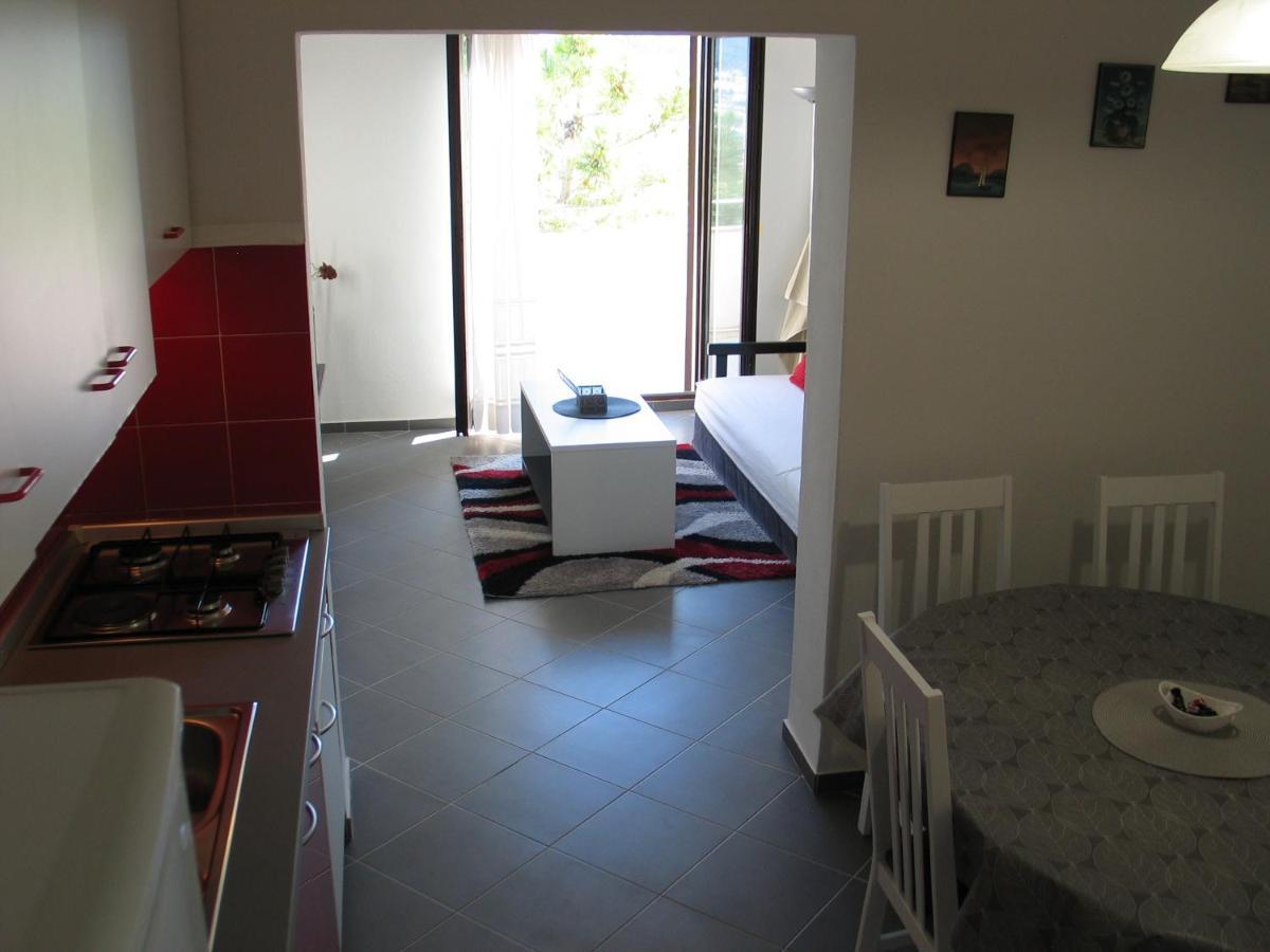Apartmani Kunteja باغ المظهر الخارجي الصورة